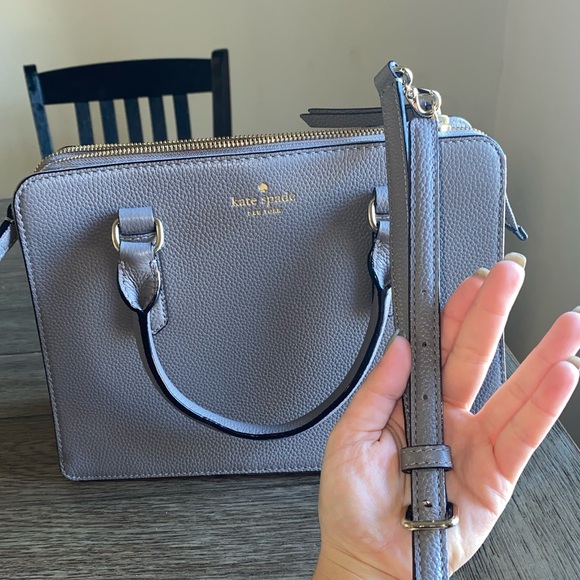 Hare Grey Kate Spade Purse - Picture 7 of 15